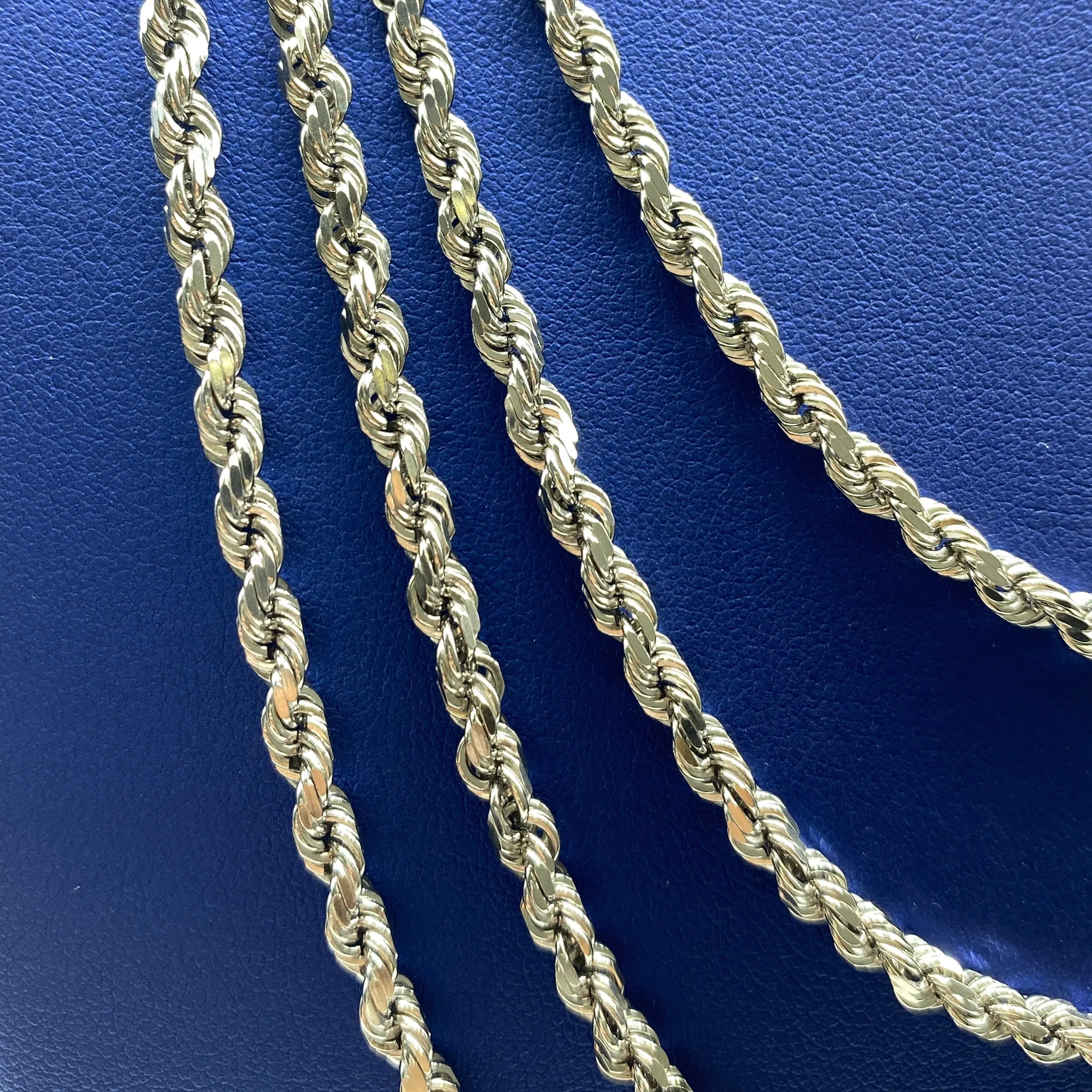 10K 4.0MM Rope Chain in White Gold 18-24"
