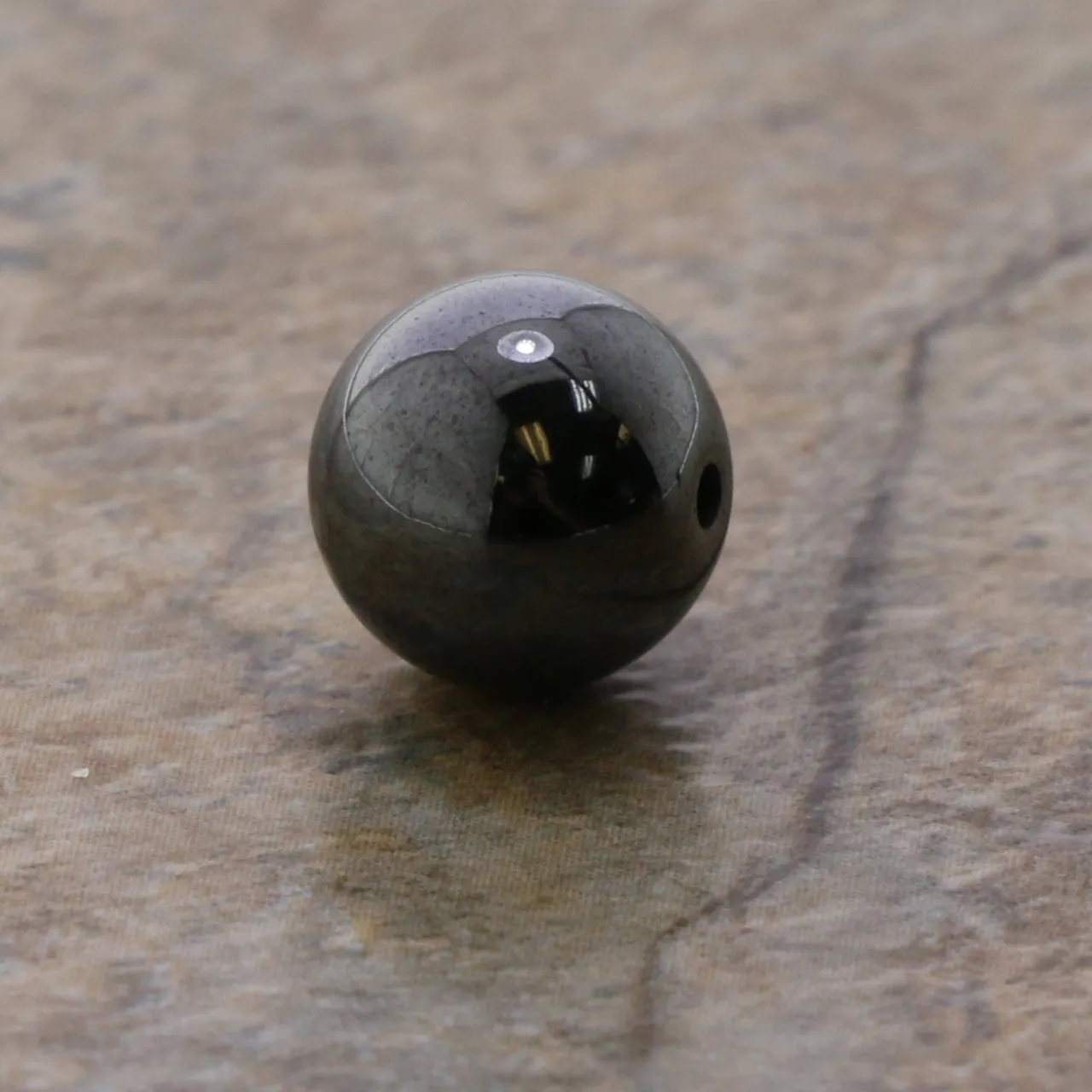 10mm Magnetic Hematite Round Mh23