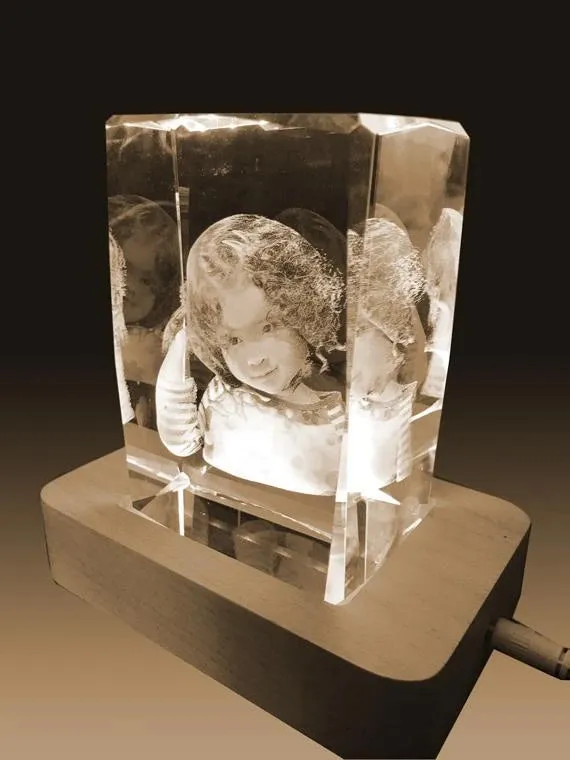 3D Crystal Laser Engraved XLarge Brick, Laser Engraved with Your Photo, Personalized Photo Gift, 3D Laser Engraved Etched Crystal - 4 People