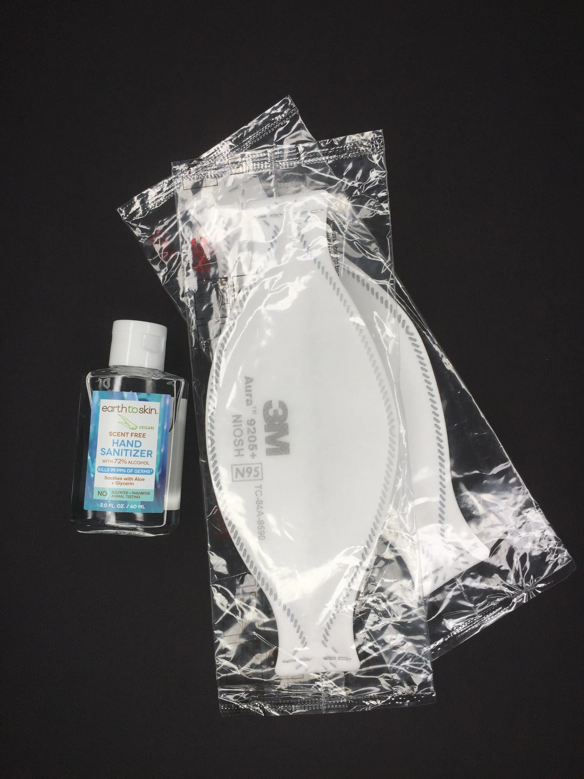 3M Aura Particulate Face Mask 9205 , N95 and Earth To Skin Hand Sanitizer Sets, 2oz