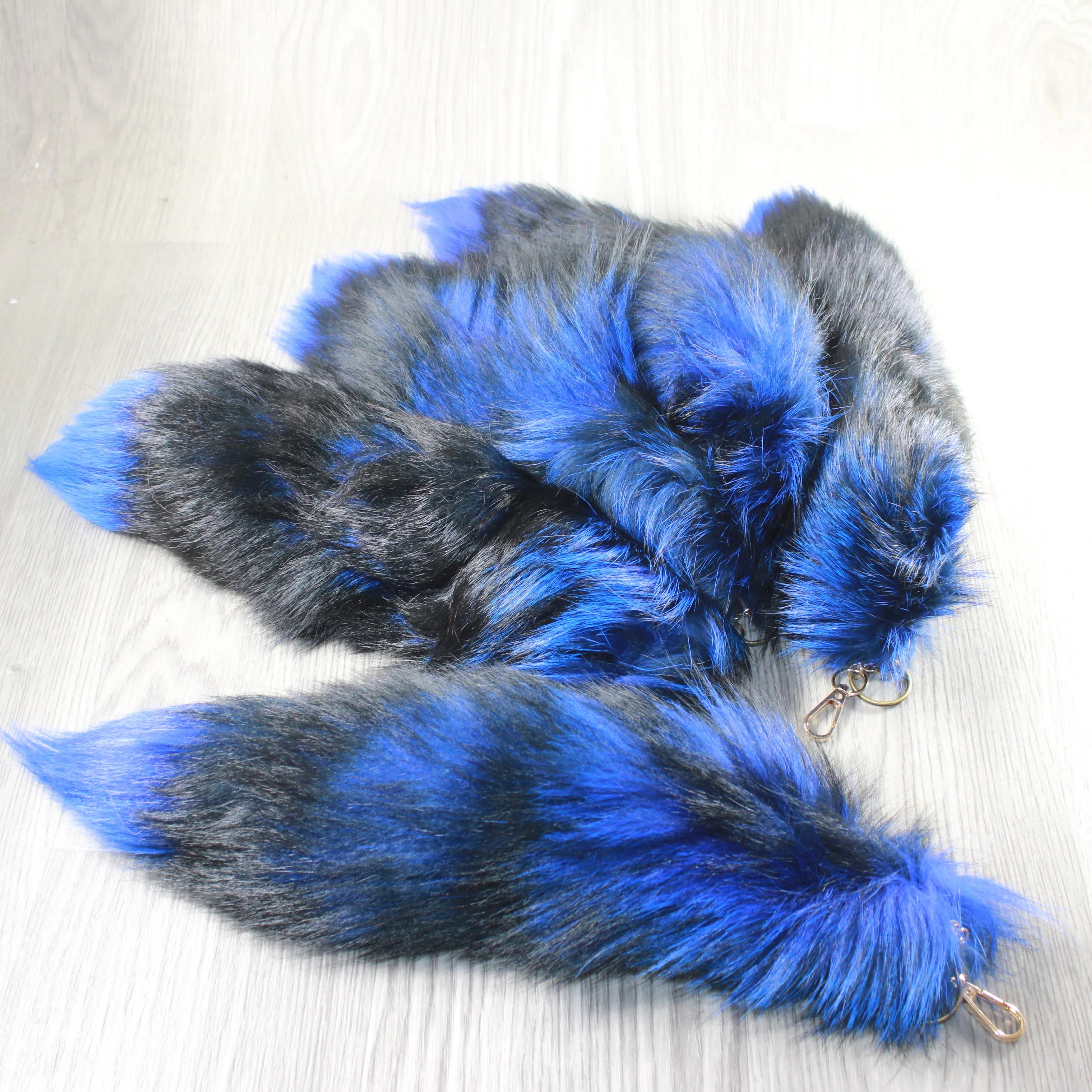 5 Dyed Silver Fox Tail Key Rings #5852  Taxidermy Keychain Tassel Bag Tag