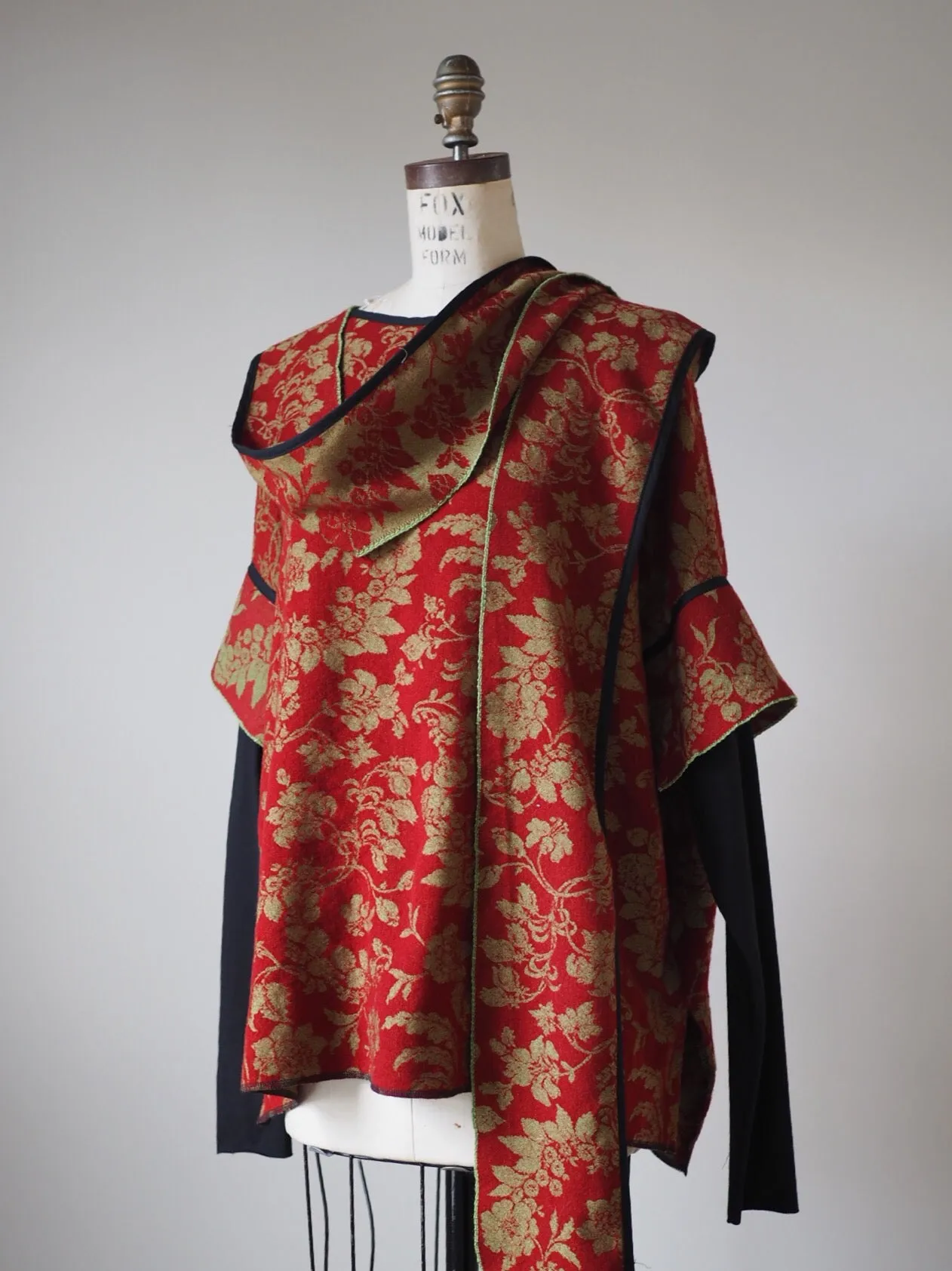 anna maria garthwaite top with detached scarf