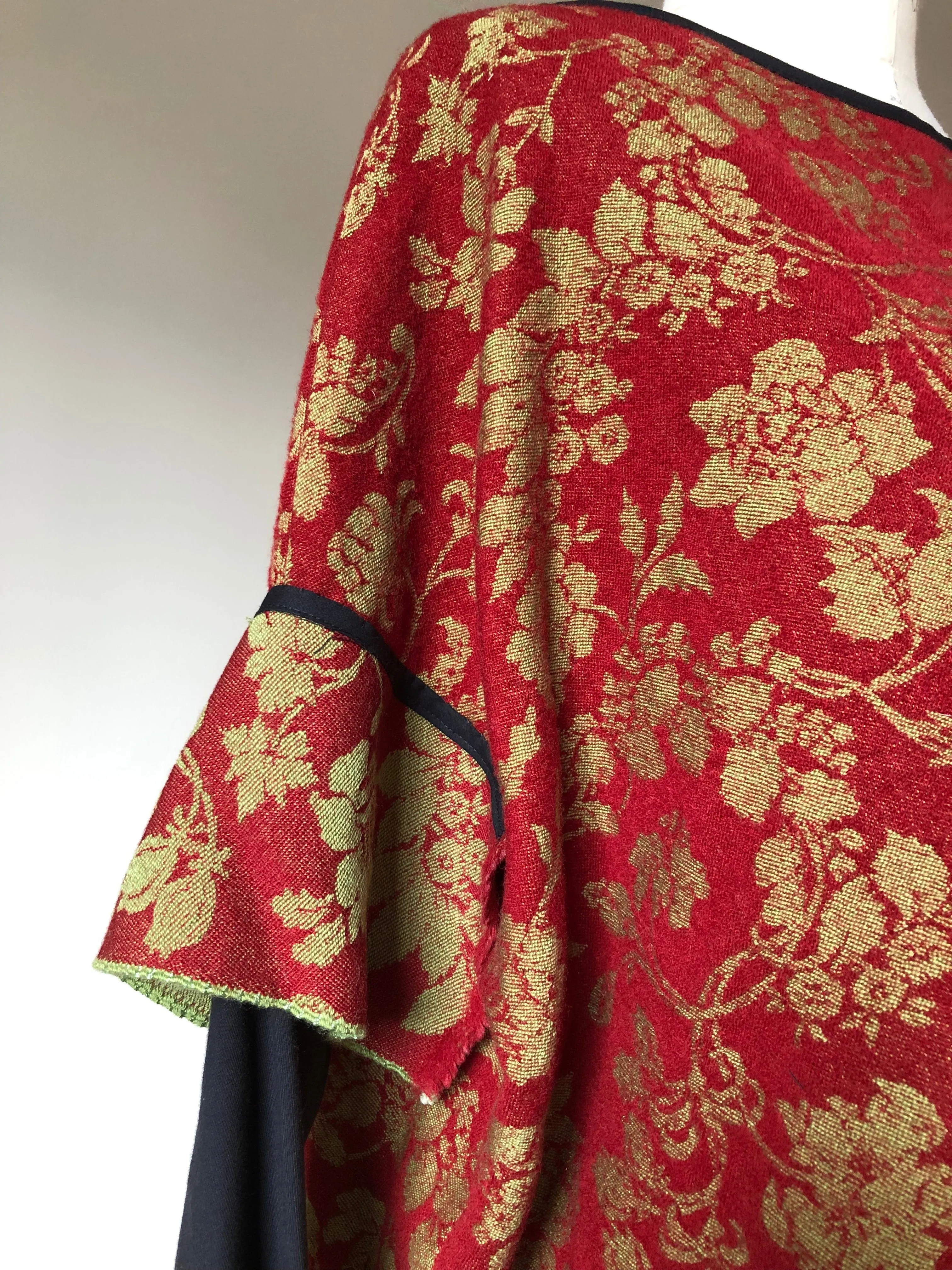 anna maria garthwaite top with detached scarf