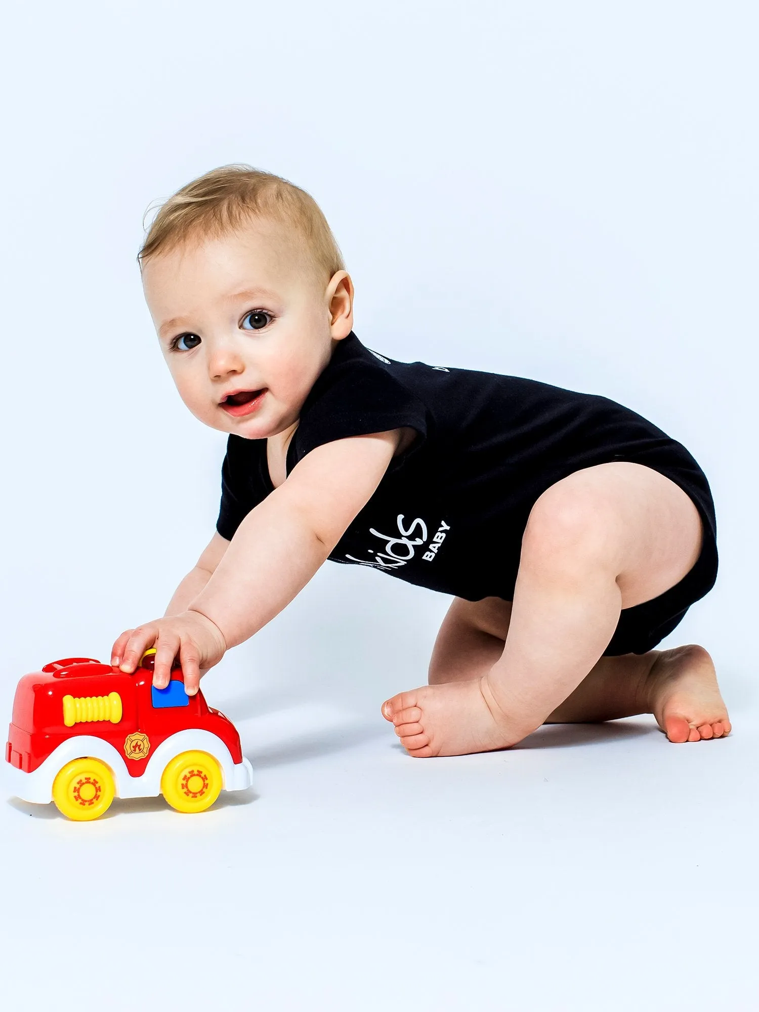 AUMkids HAPPY BABY SHORT SLEEVE ONESIE   BIB SET