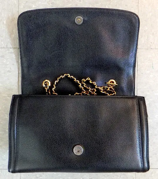 Authentic Chanel Vintage Jumbo Caviar Camera Handbag