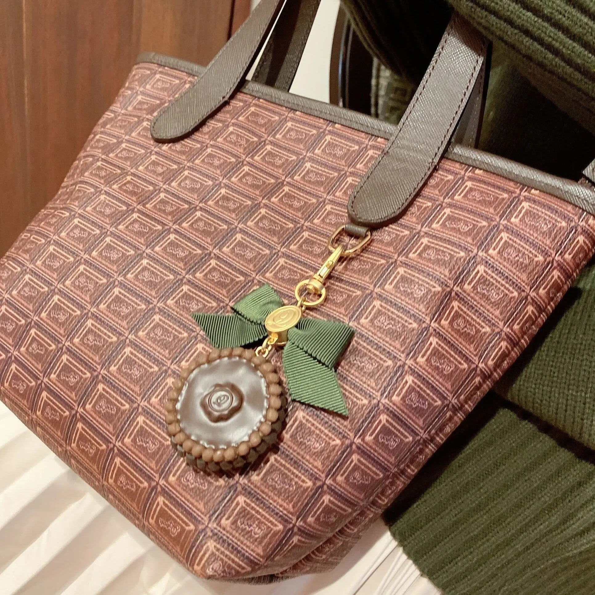 Bitter Chocolate Mini Tote Bag【Japan Jewelry】