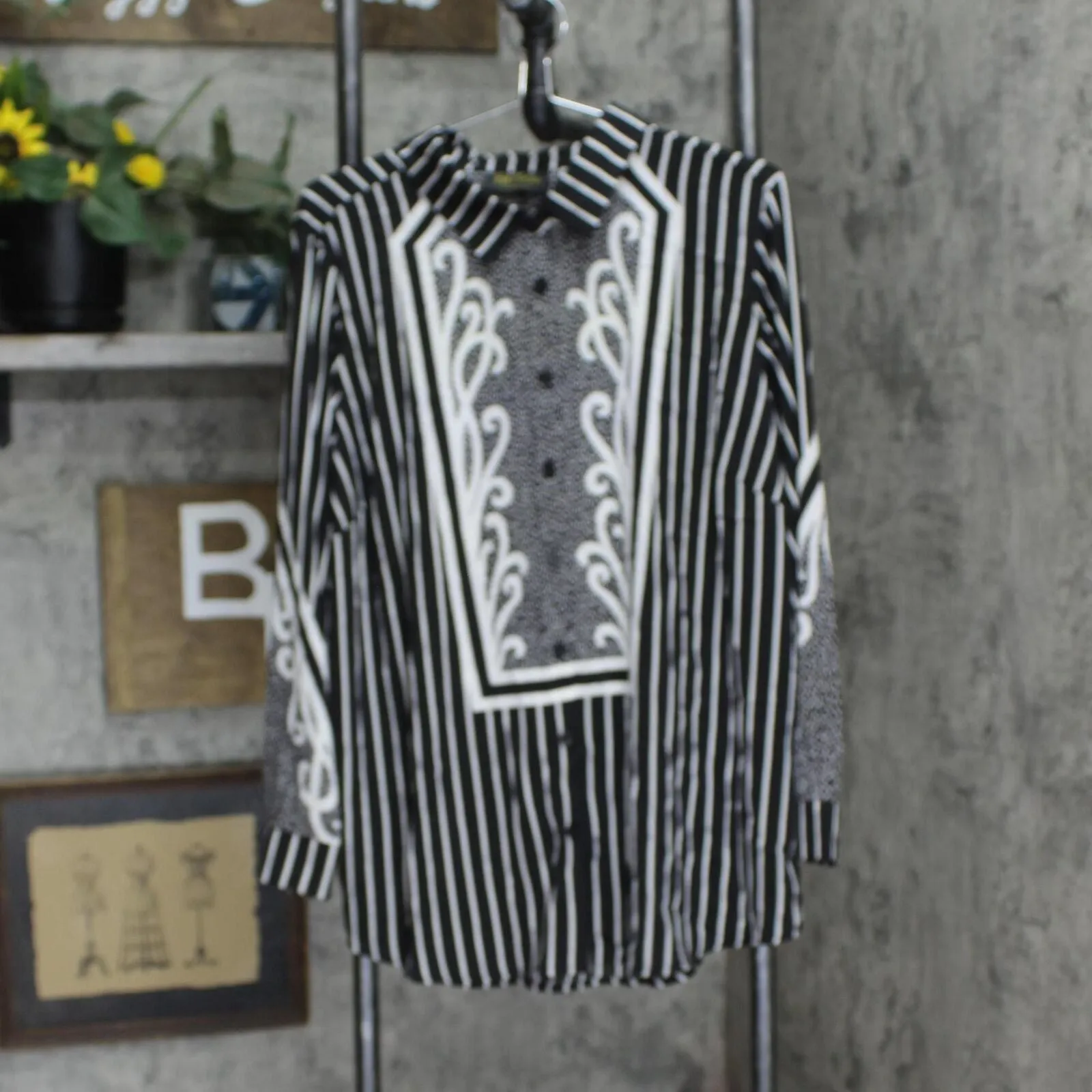 Bob Mackie Womens Woven Pinstriped Print Button Front Blouse A305229 Black 1X