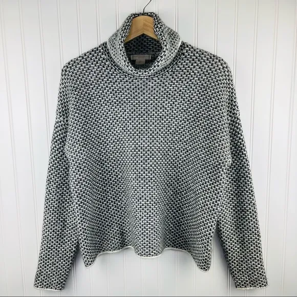 Christian Siriano Black White Knit Turtle Neck Sweater Size Small