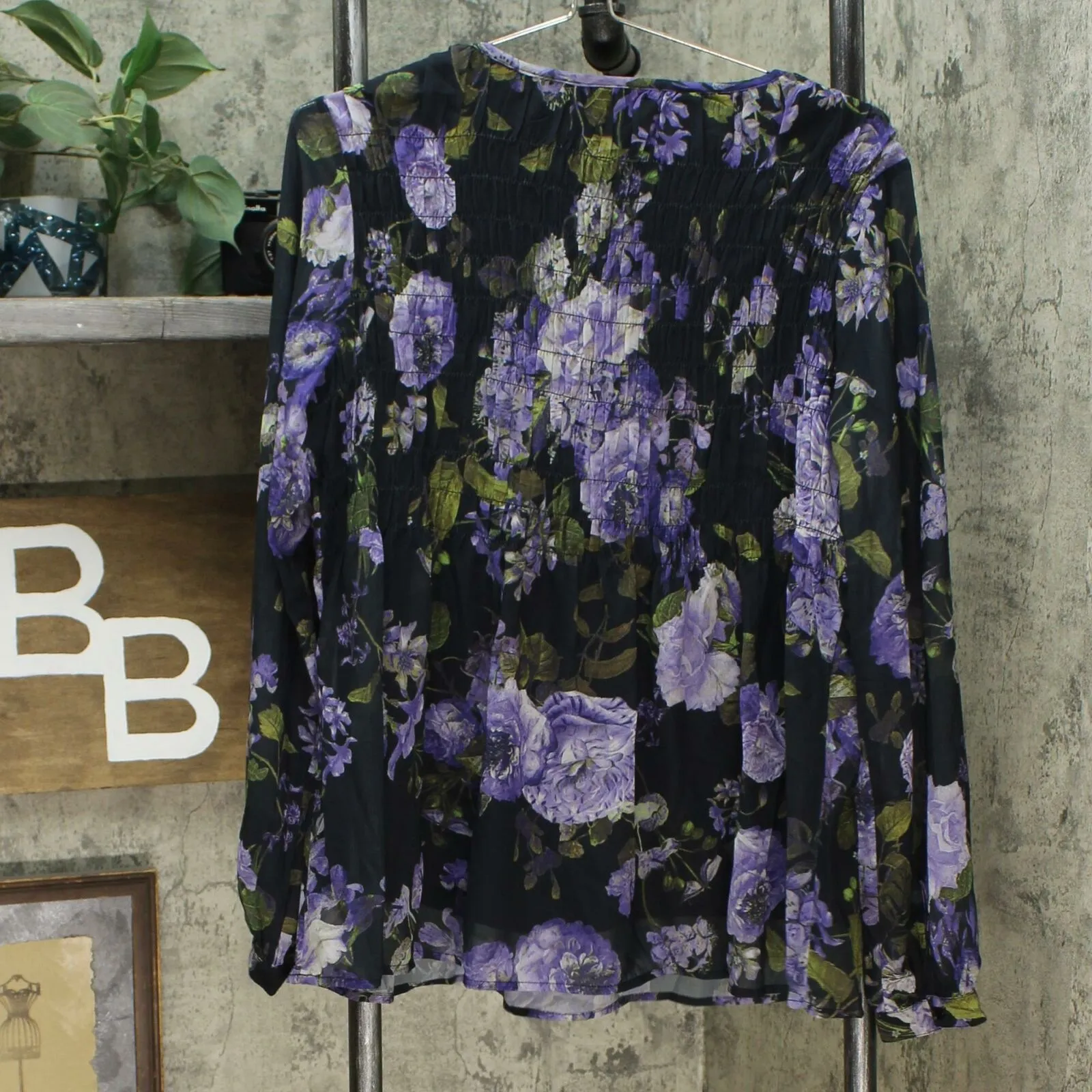 Du Jour Floral Printed Woven Top With Smocking Detail Violet Medium