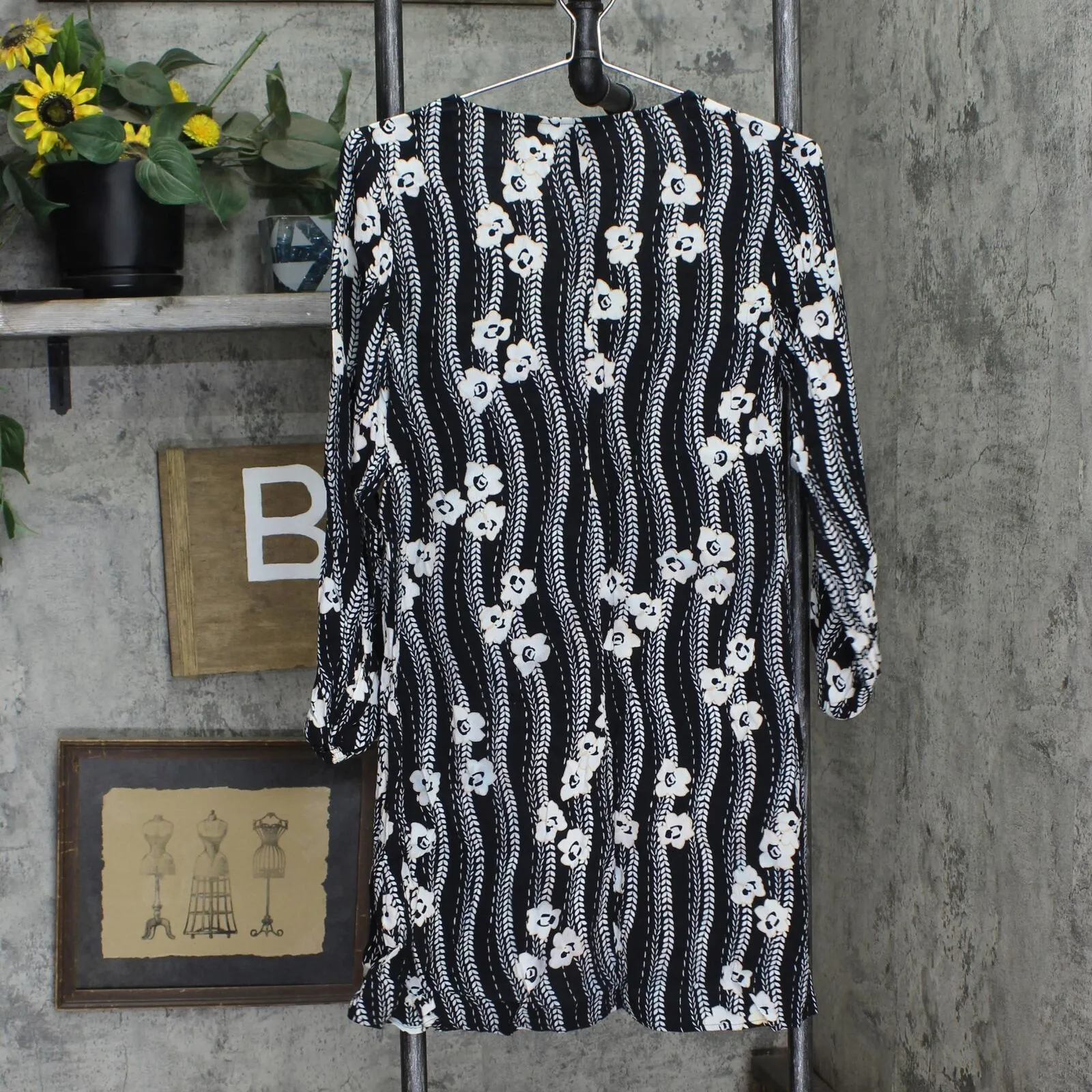 Express Womens V-Neck Long Sleeve Woven Mini Tunic Dress Black Multi M