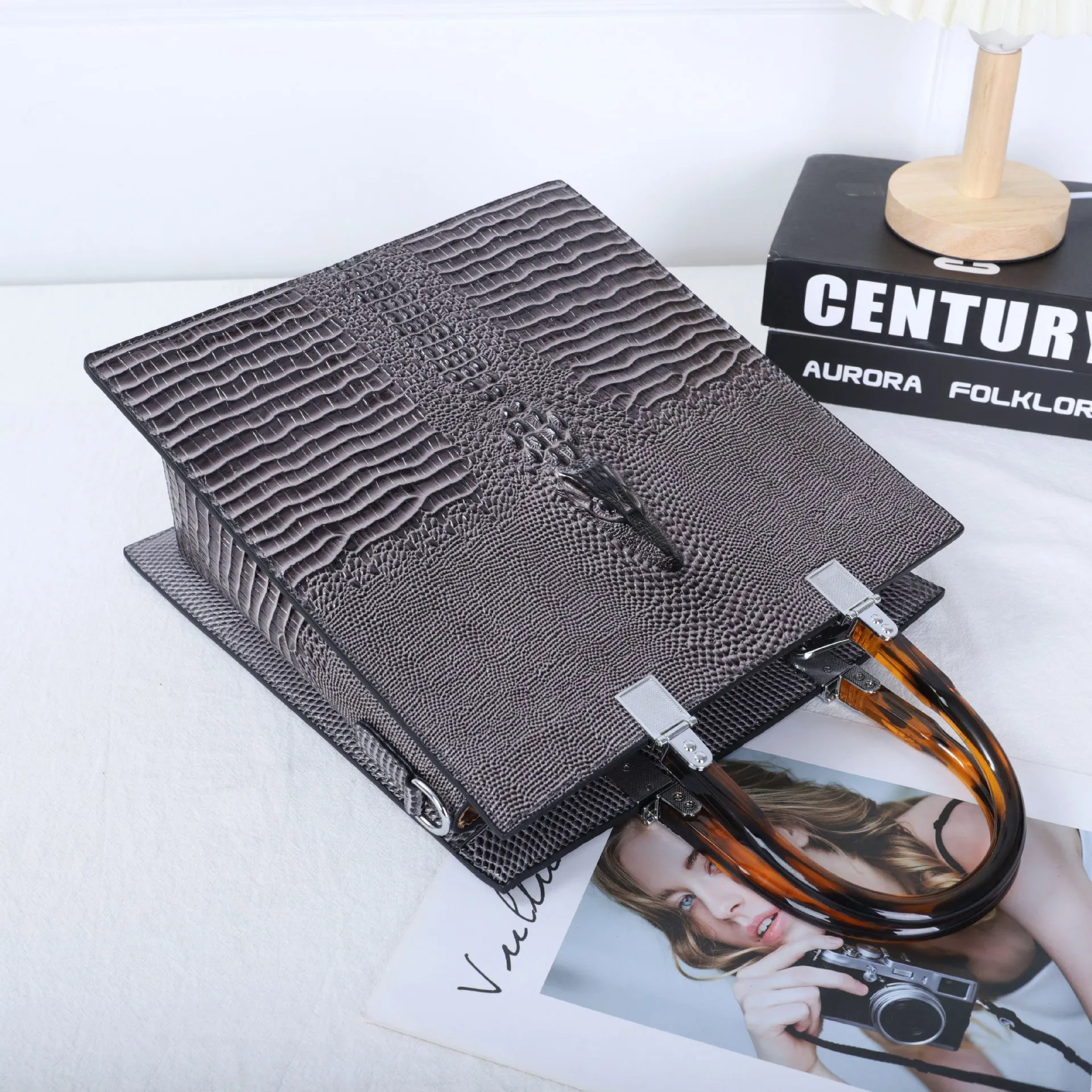 Ferocity Lizard-Patterned Leather Handbag - Bold & Unique