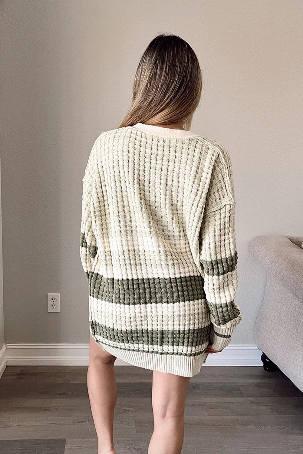 Green Colorblock Textured Knit Buttoned Cardigan