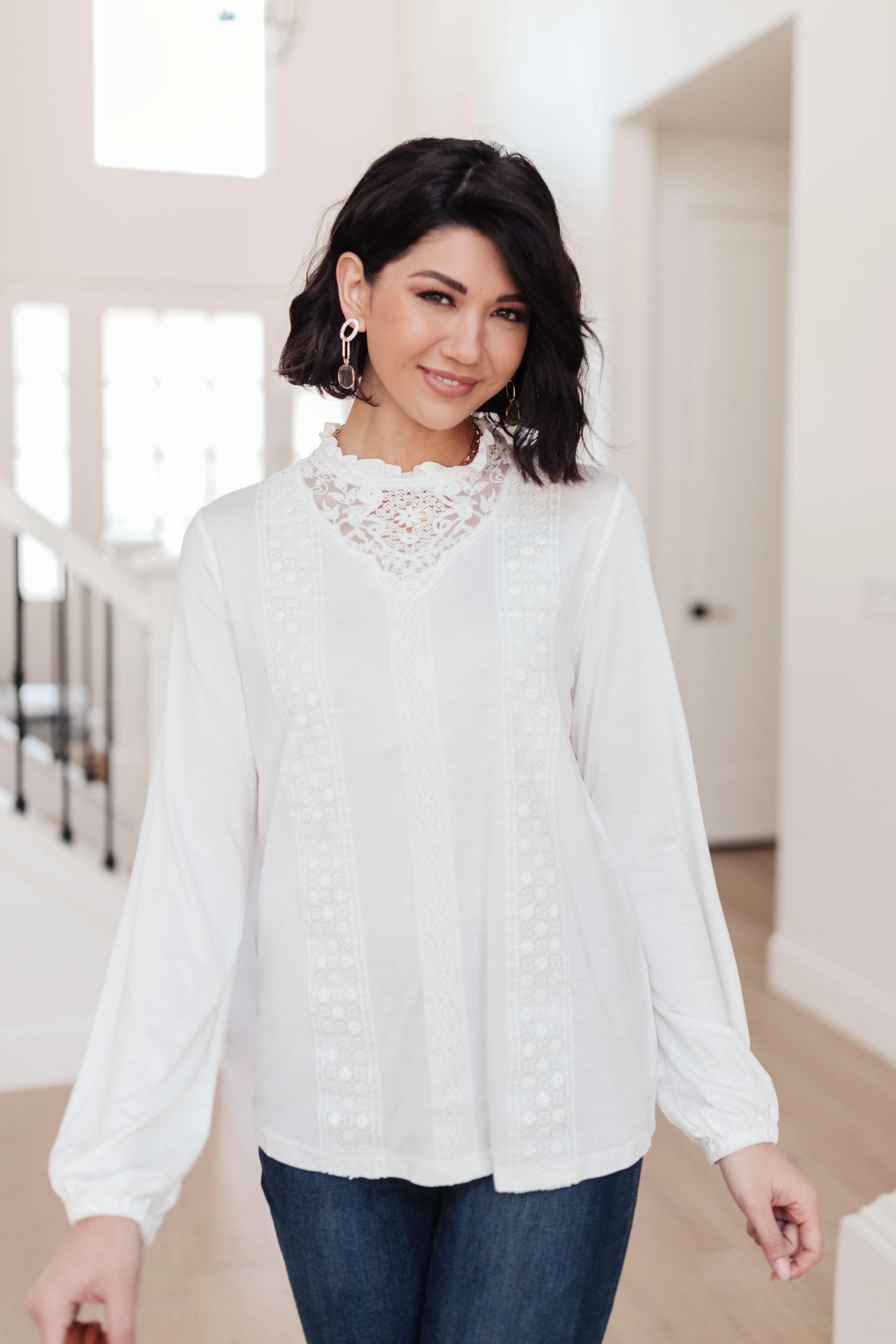 Hazel Blues® | Picture This Top In Off White