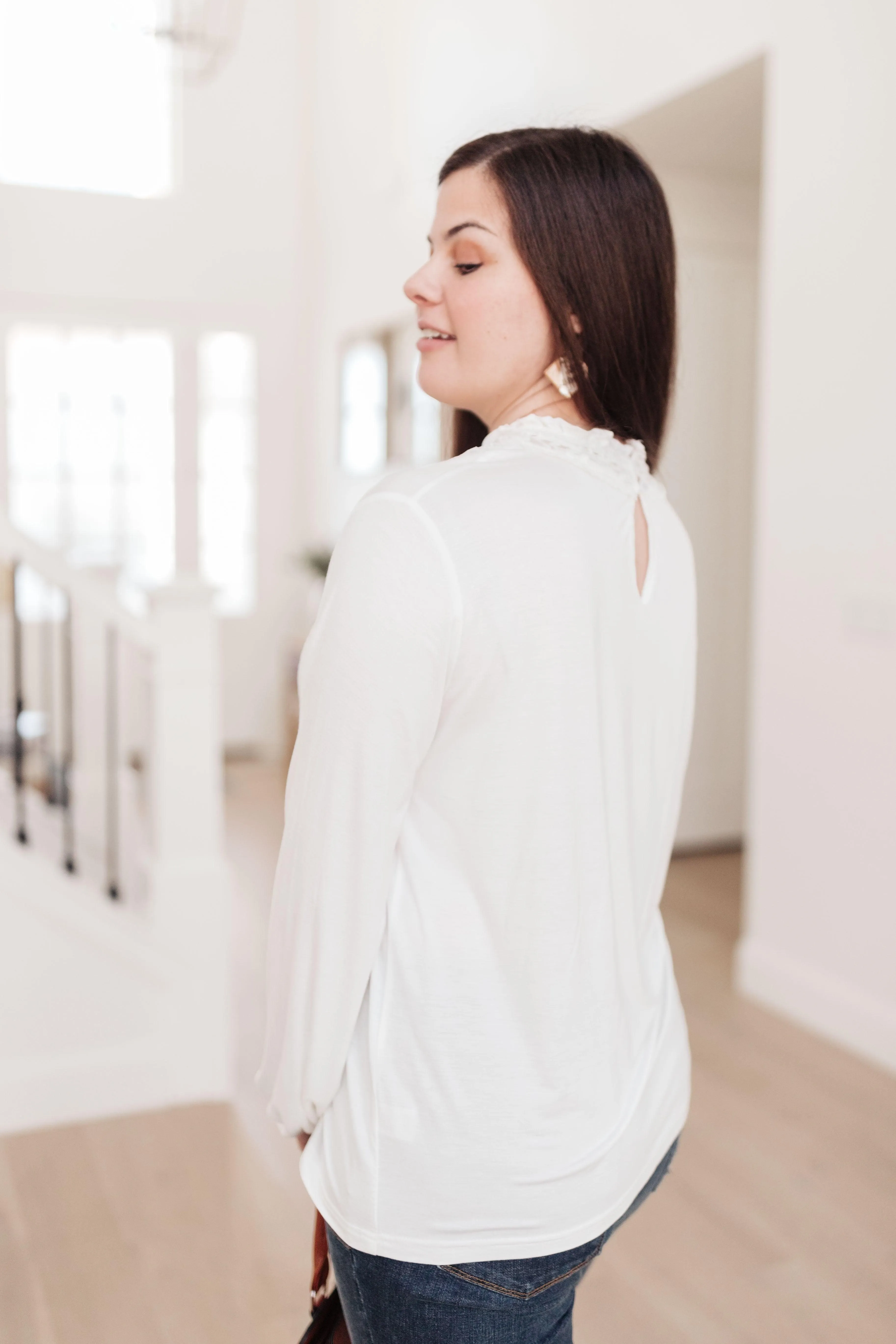 Hazel Blues® | Picture This Top In Off White