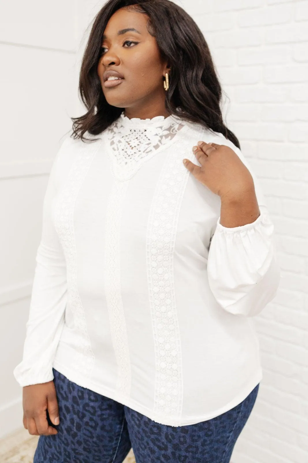 Hazel Blues® | Picture This Top In Off White