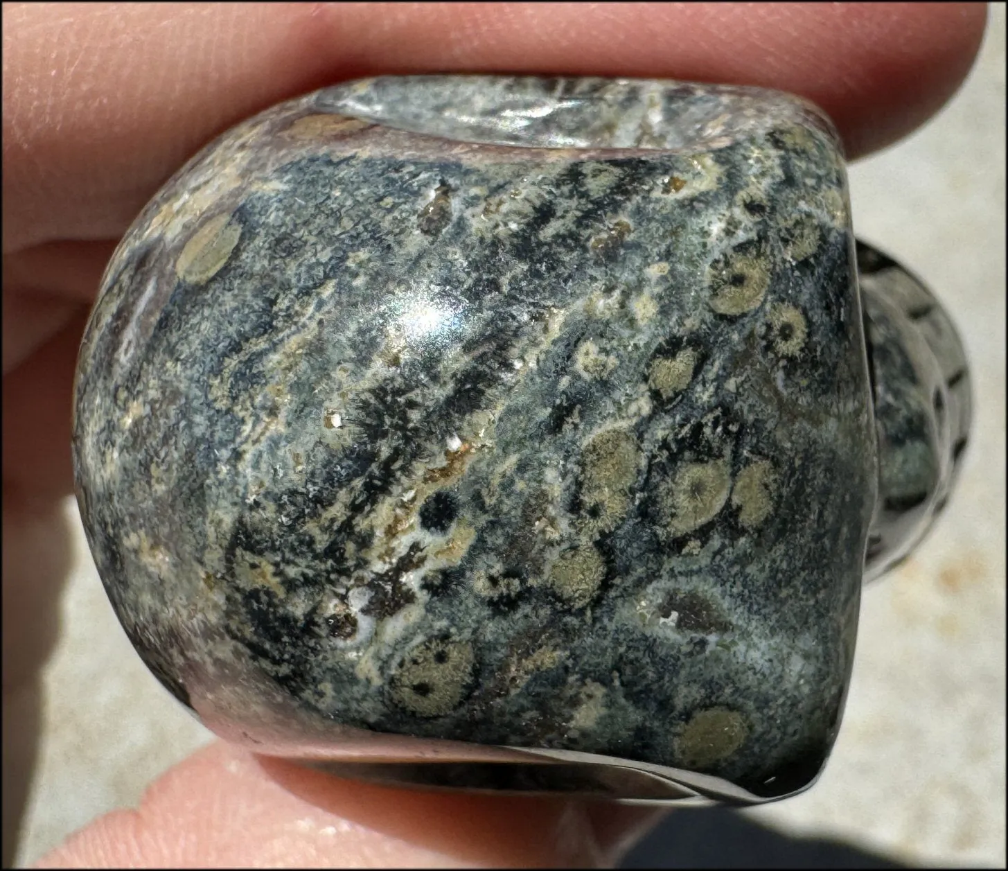 KAMBABA JASPER Crystal Skull - Heart Chakra, Grounding - with Synergy 7  years
