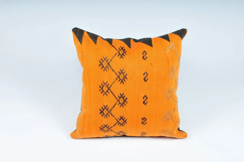 Kilim Pillow 24inx24in