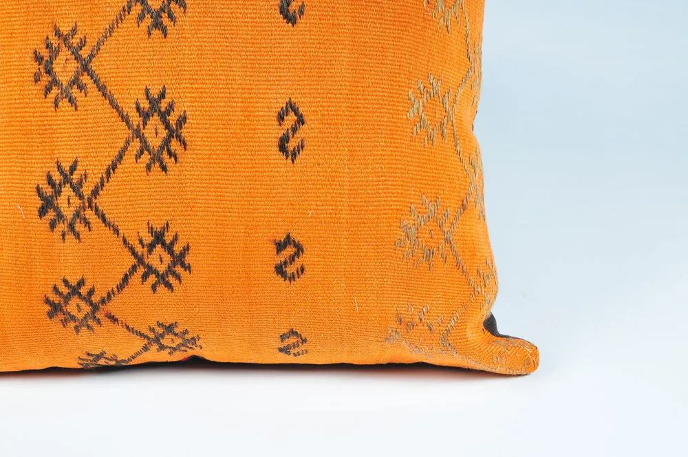 Kilim Pillow 24inx24in