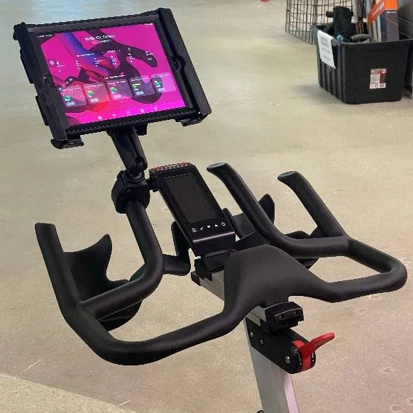 Life Fitness | Indoor Cycle - IC6 (FLOOR MODEL)