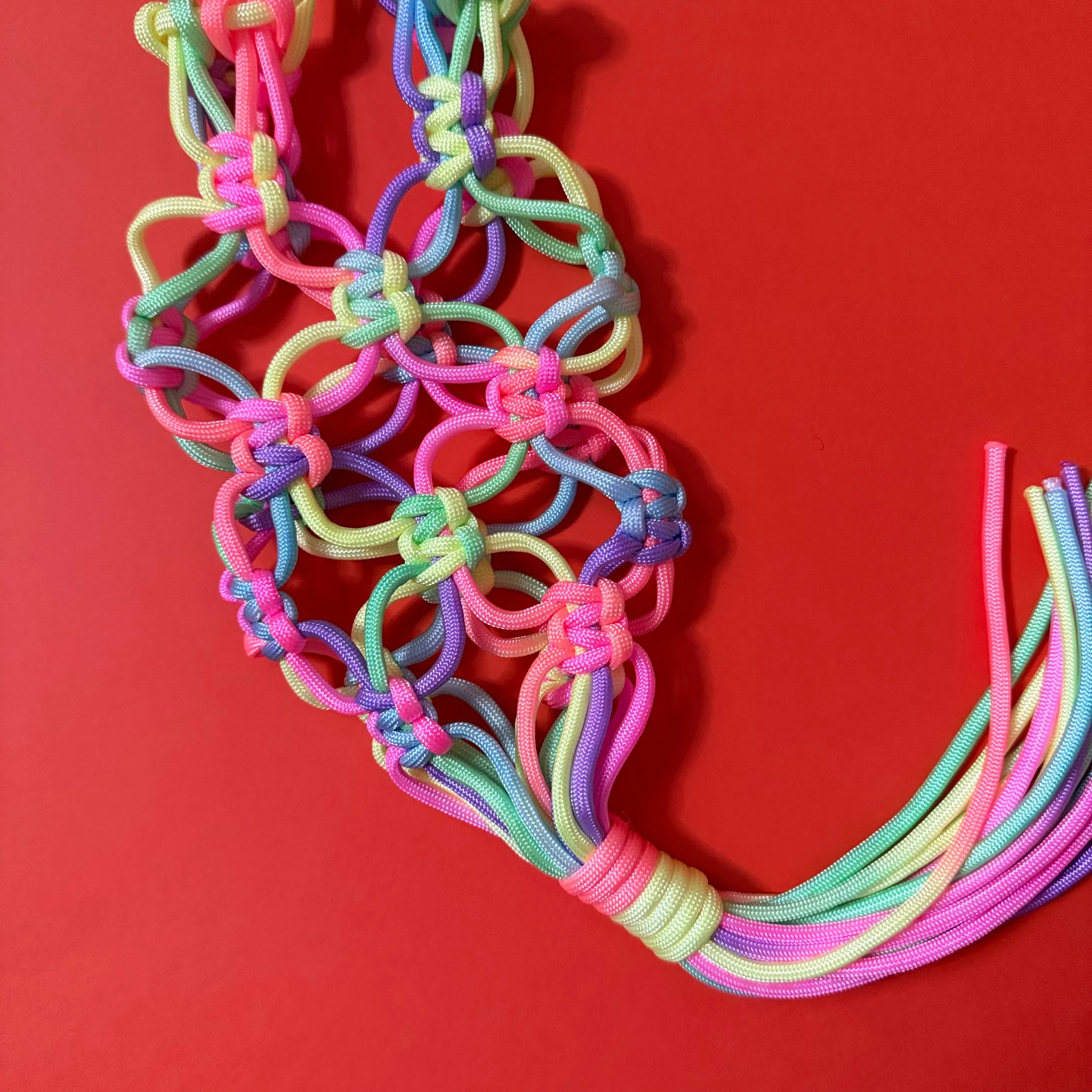 Macrame para cord bottle bag