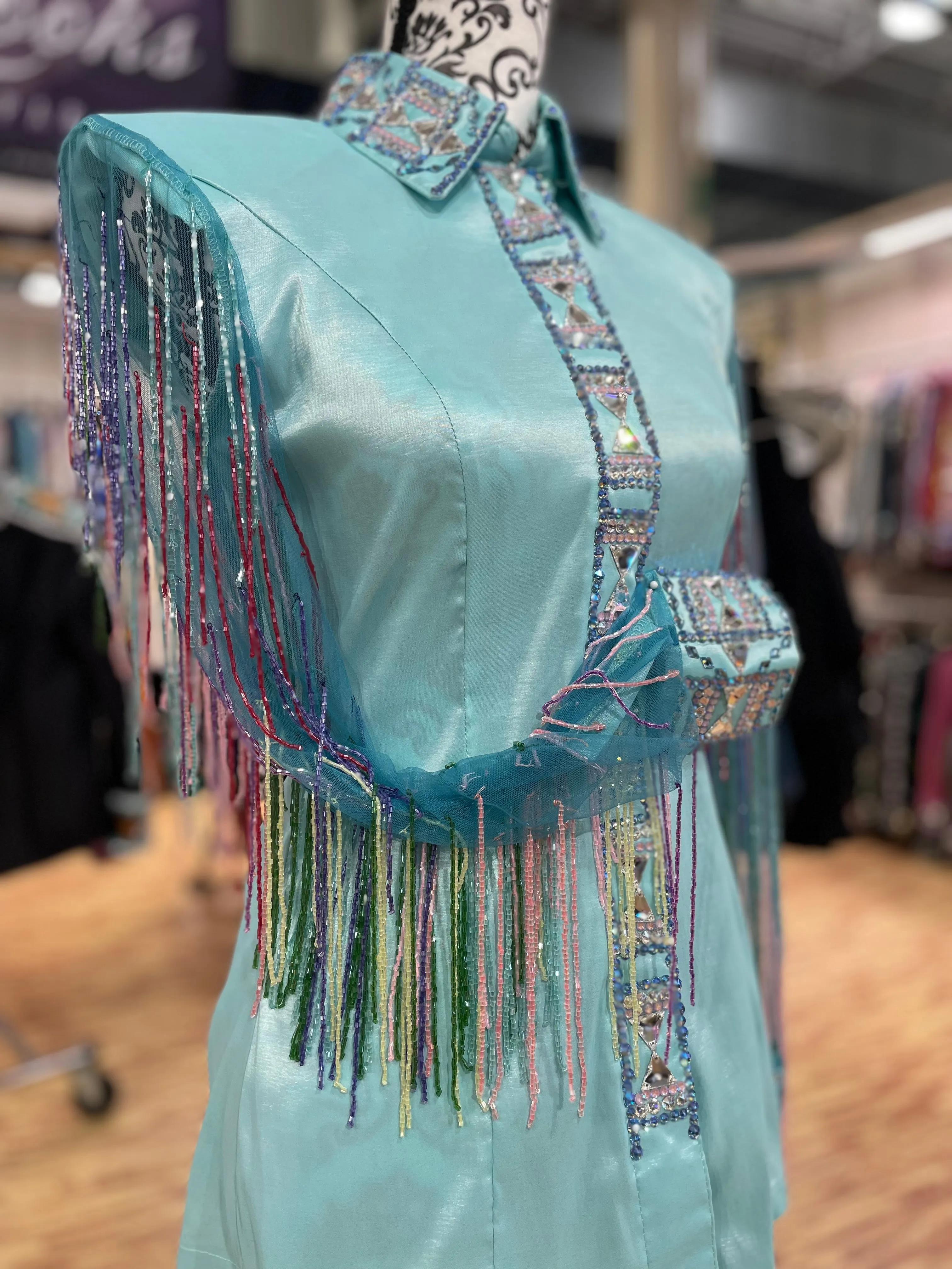 Medium Unbridled Couture day shirt
