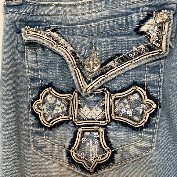 Miss Me Cross Embellished Distressed Boyfriend Y2K Jean