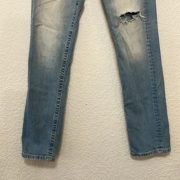 Miss Me Cross Embellished Distressed Boyfriend Y2K Jean
