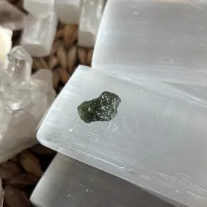Moldavite - Raw