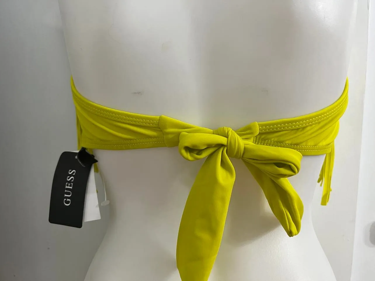 New with tags! Women's GUESS 2 Piece Tassel Bikini in Citron, Sz L! Retails $110 