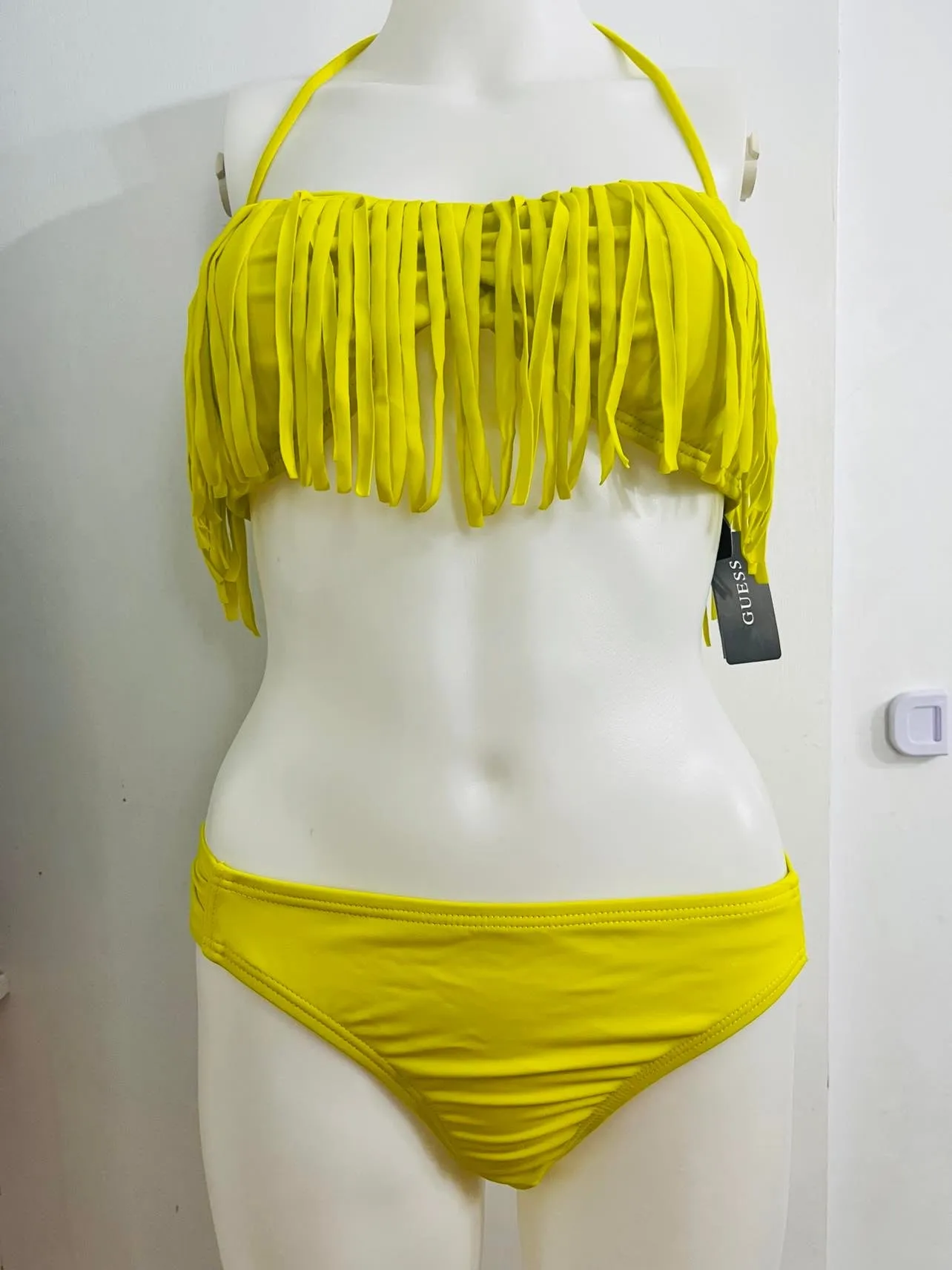 New with tags! Women's GUESS 2 Piece Tassel Bikini in Citron, Sz L! Retails $110 