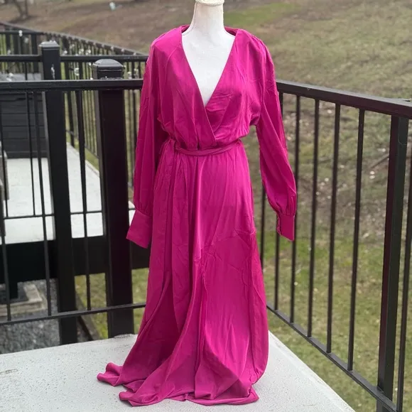 NWT ELOQUII Women's Plus Size Satin Maxi Dress SIZE 14