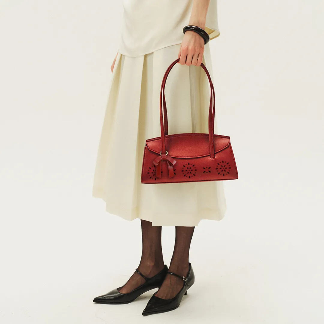 O’line Shoulder Bag