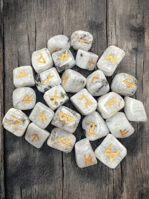 Rune Set - Rainbow Moonstone