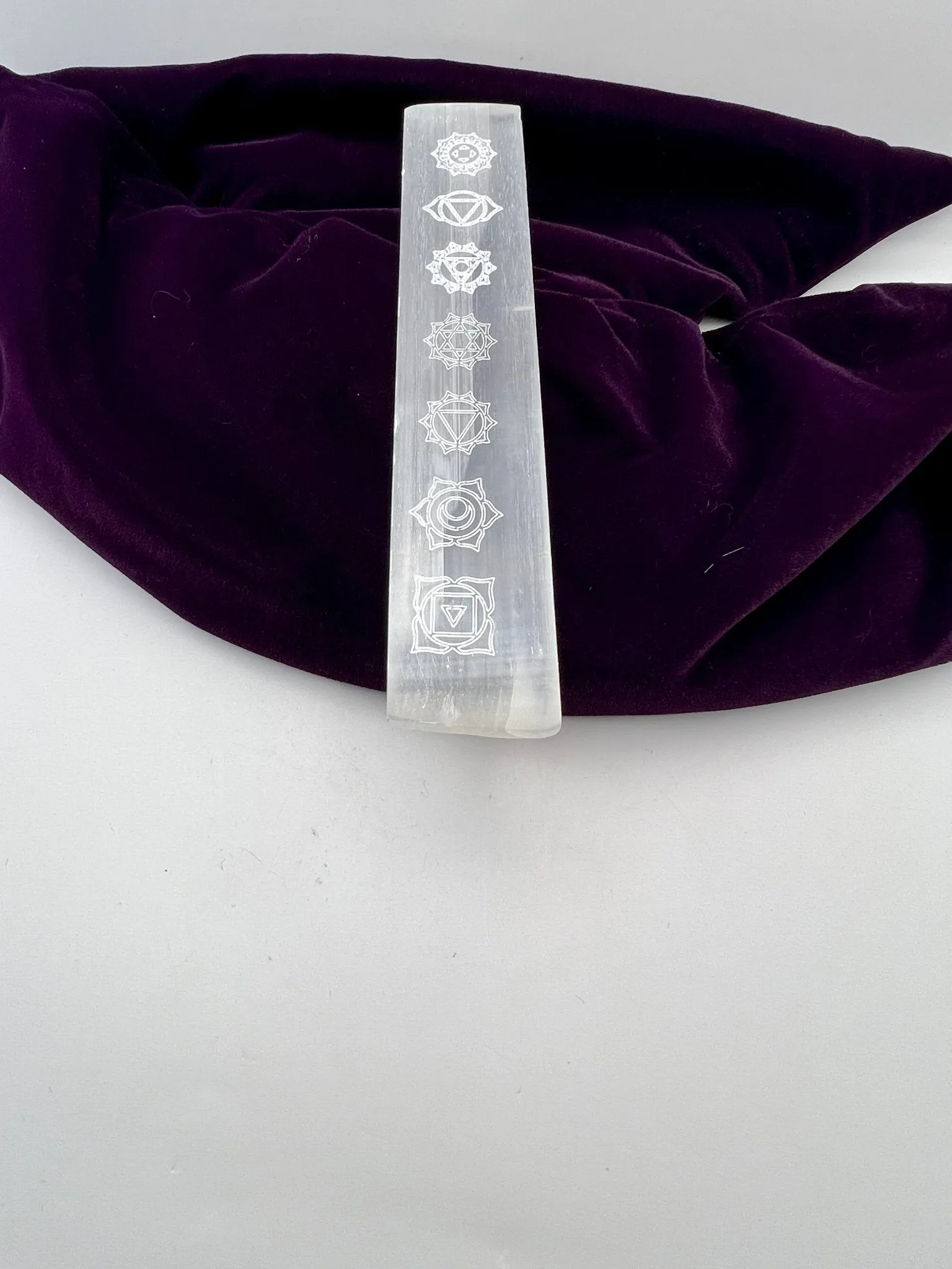 Selenite Charging Plate