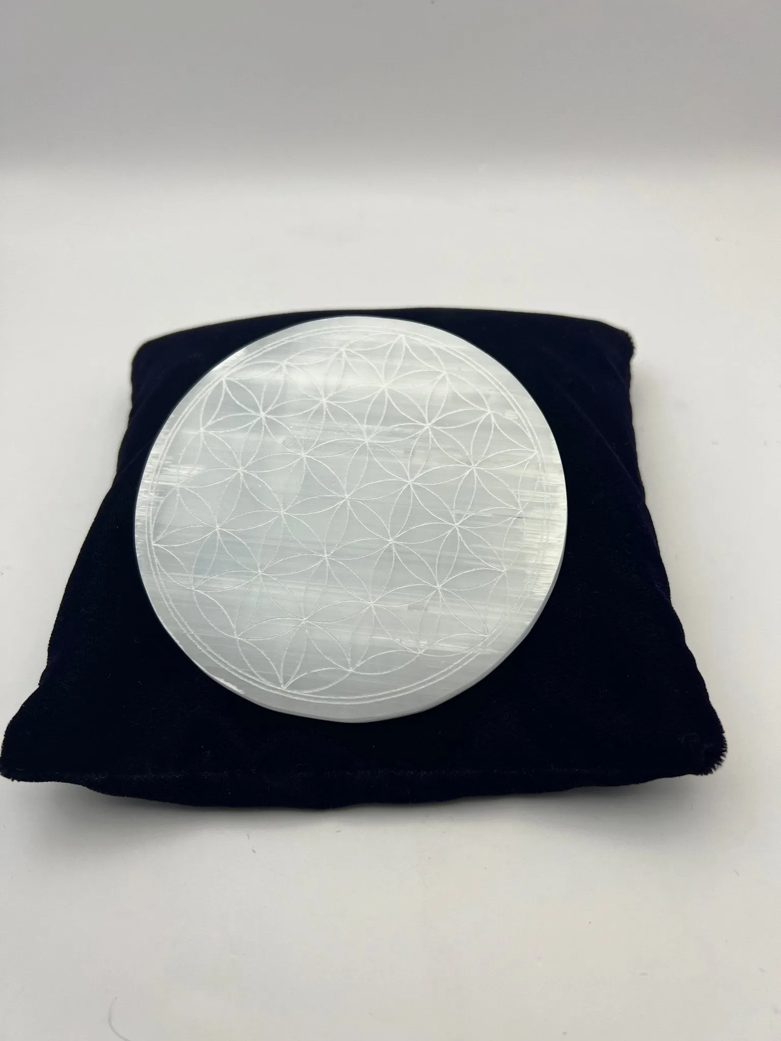 Selenite Charging Plate