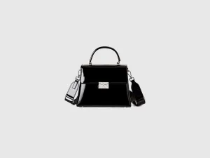 Solid Magnetic Closure Handbag
