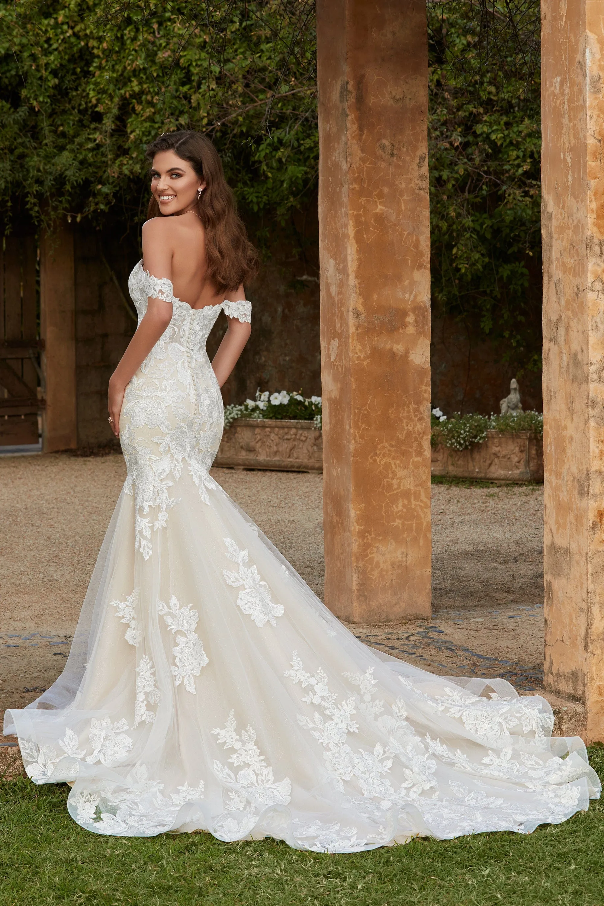 Sophia Tolli: Y12245 - Amaya
