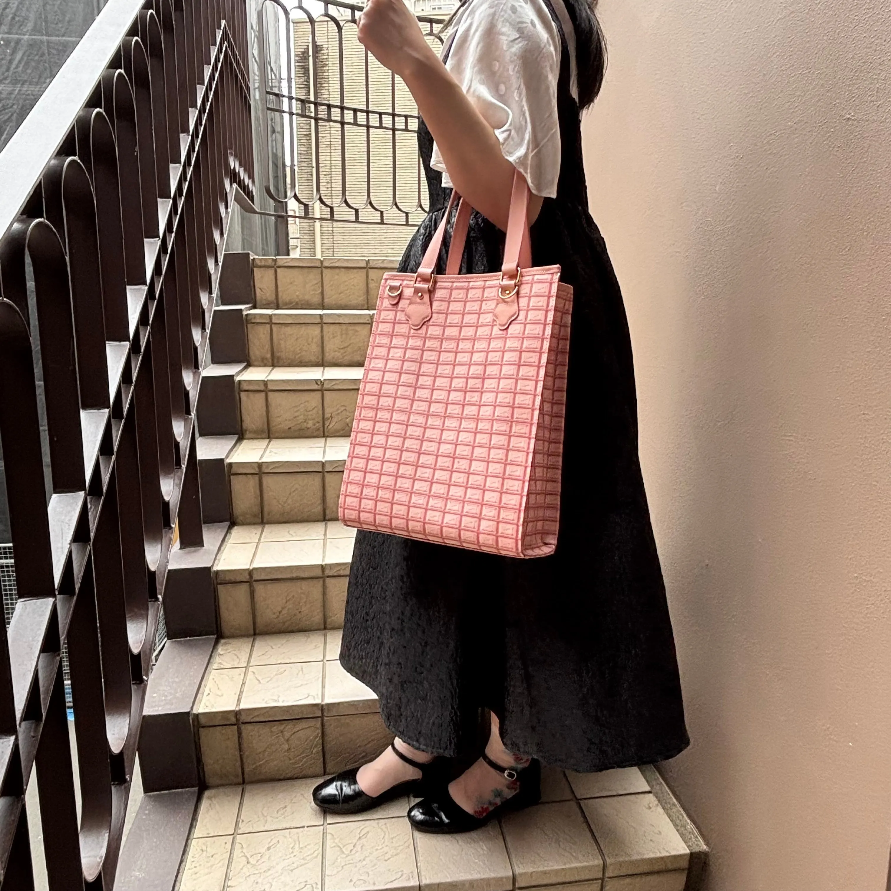 Strawberry Chocolate Square Tote Bag【Japan Jewelry】