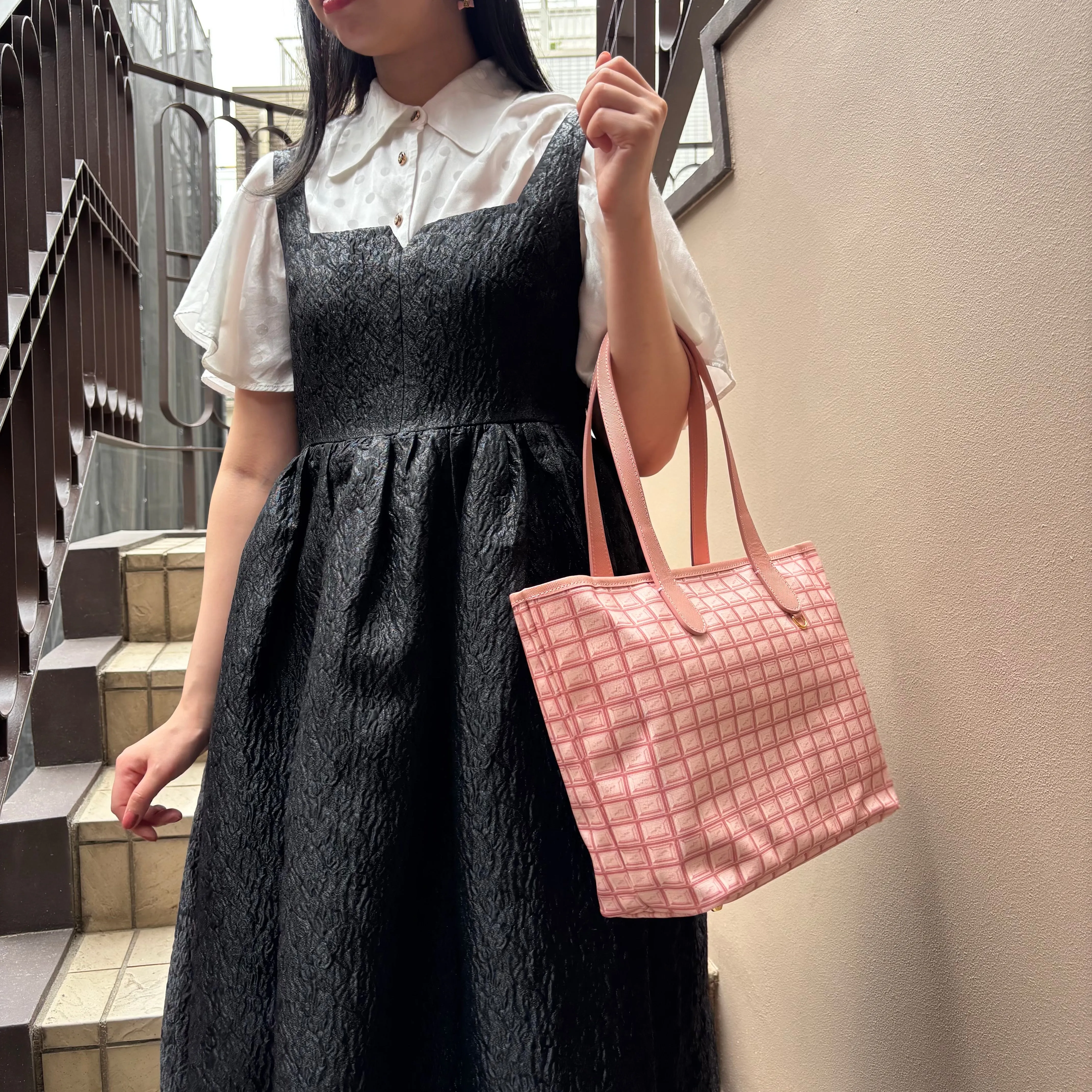 Strawberry Chocolate Zip Leather Tote Bag【Japan Jewelry】