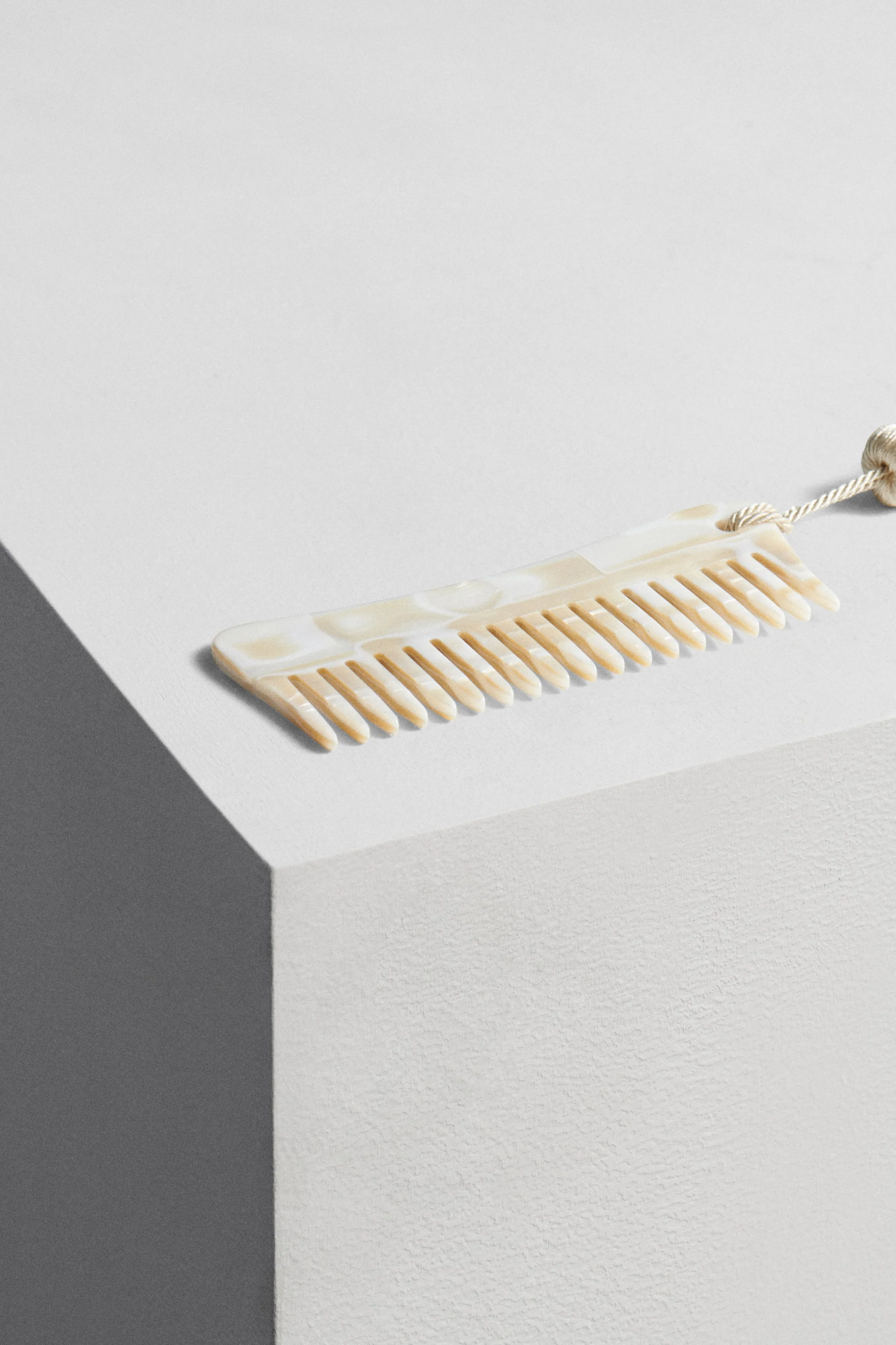 Tassel Comb
