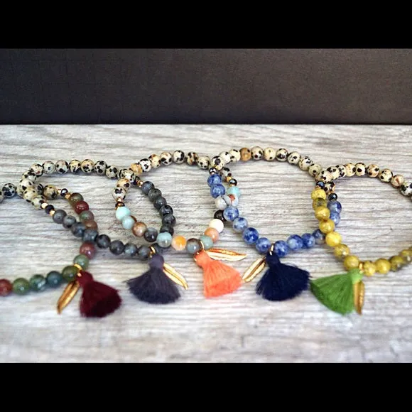 TASSEL GEMSTONE BRACLETS