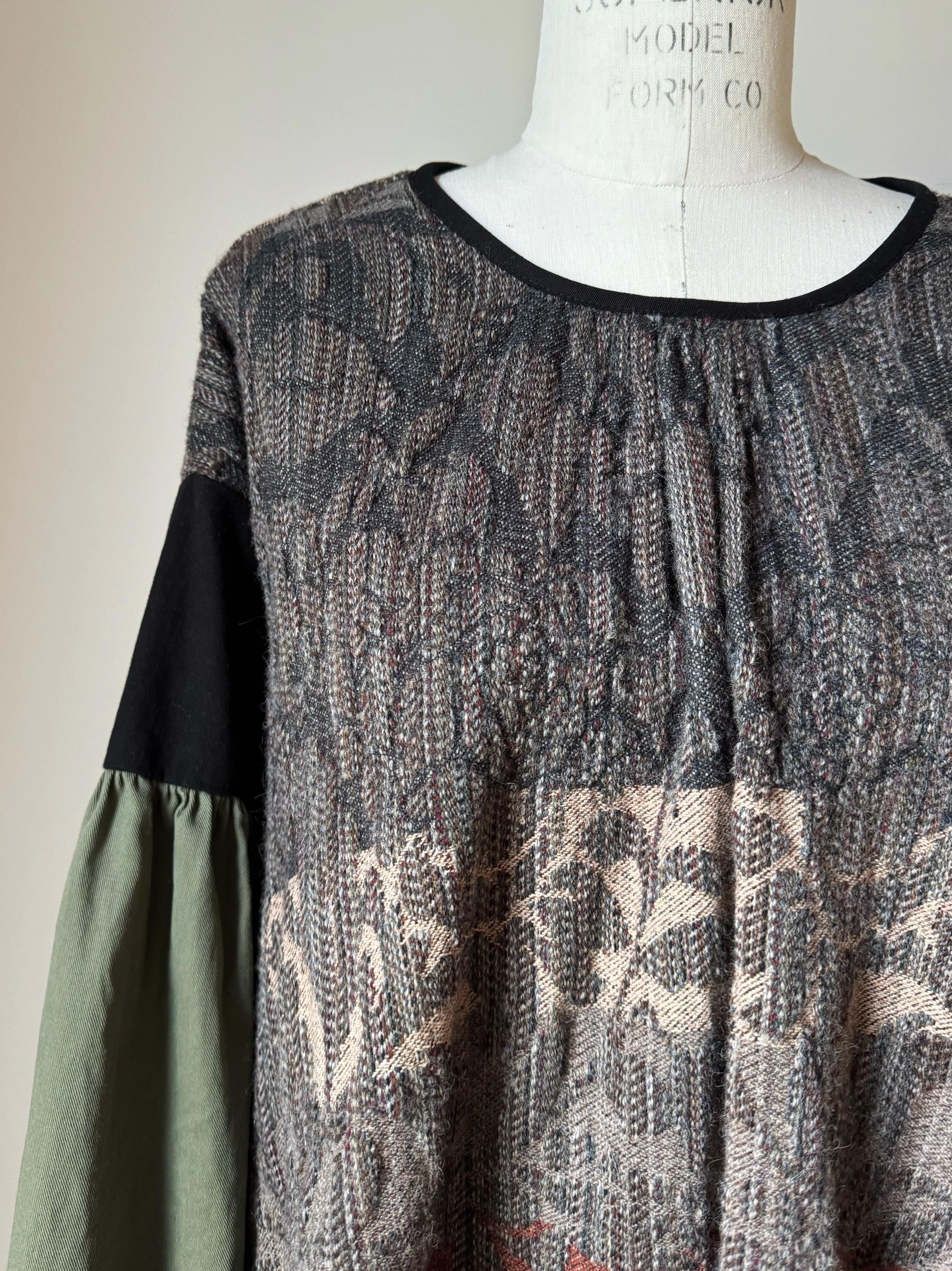 thistle hill weavers jacquard sleeve top