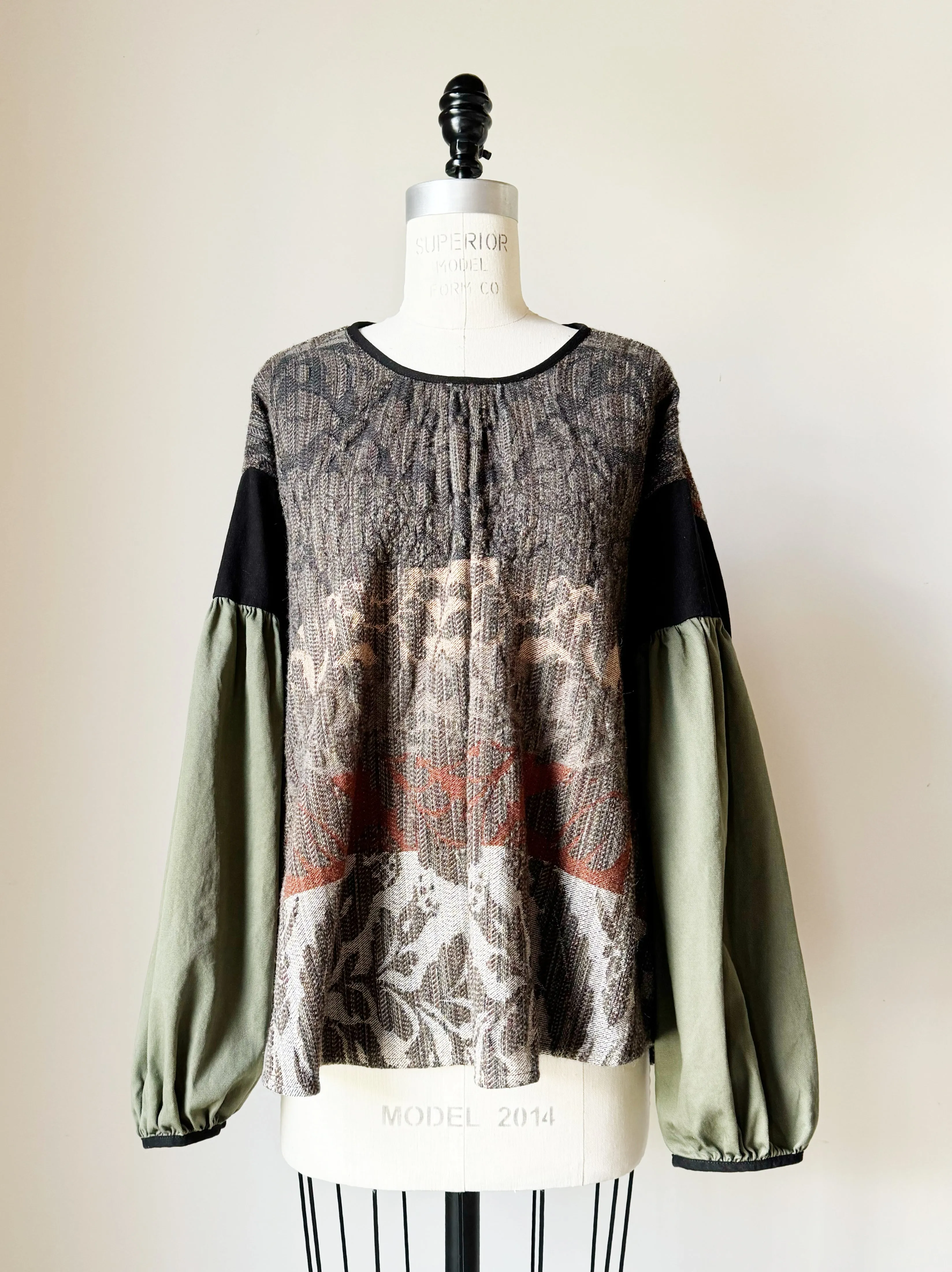 thistle hill weavers jacquard sleeve top