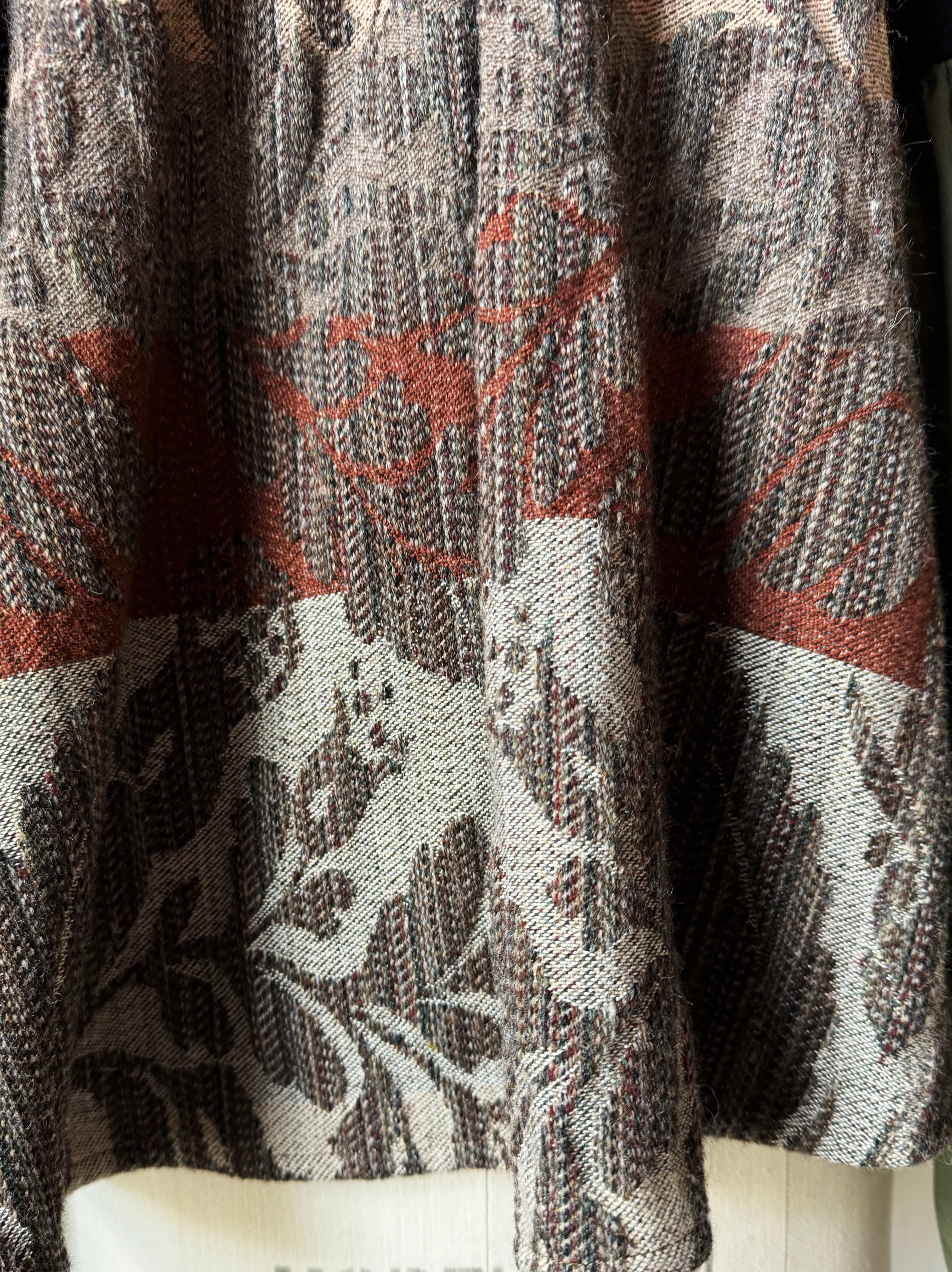 thistle hill weavers jacquard sleeve top