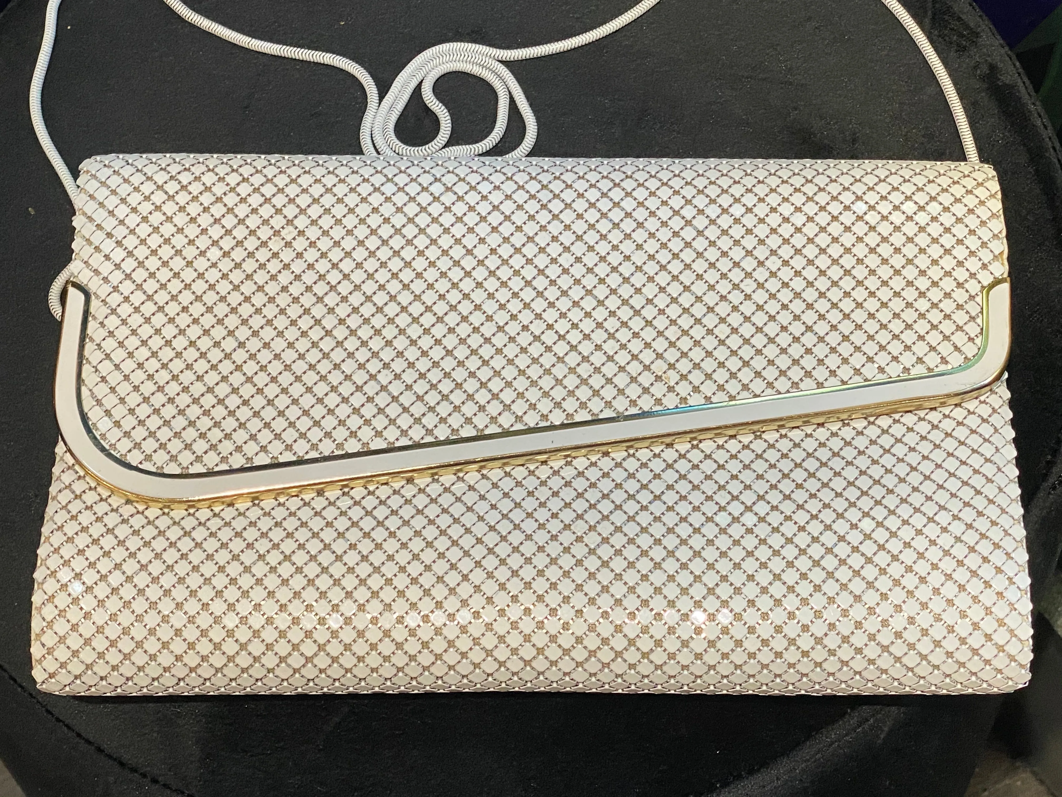 Vintage: White and gold Single Flap Purse